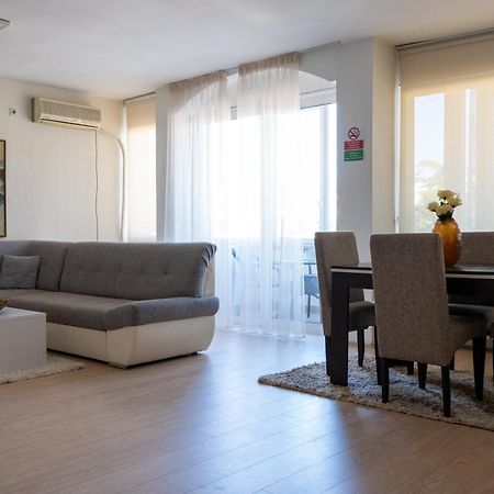 Apartment In City Center Of Skopje Exterior photo